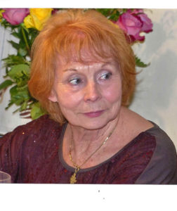 Helga Zell